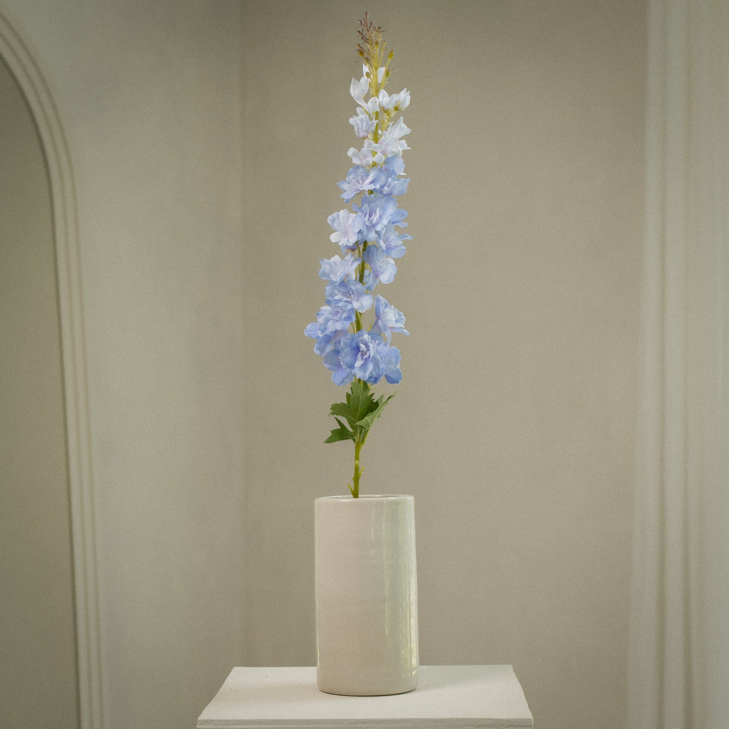 Tige de delphinium artificiel réaliste - 1pc