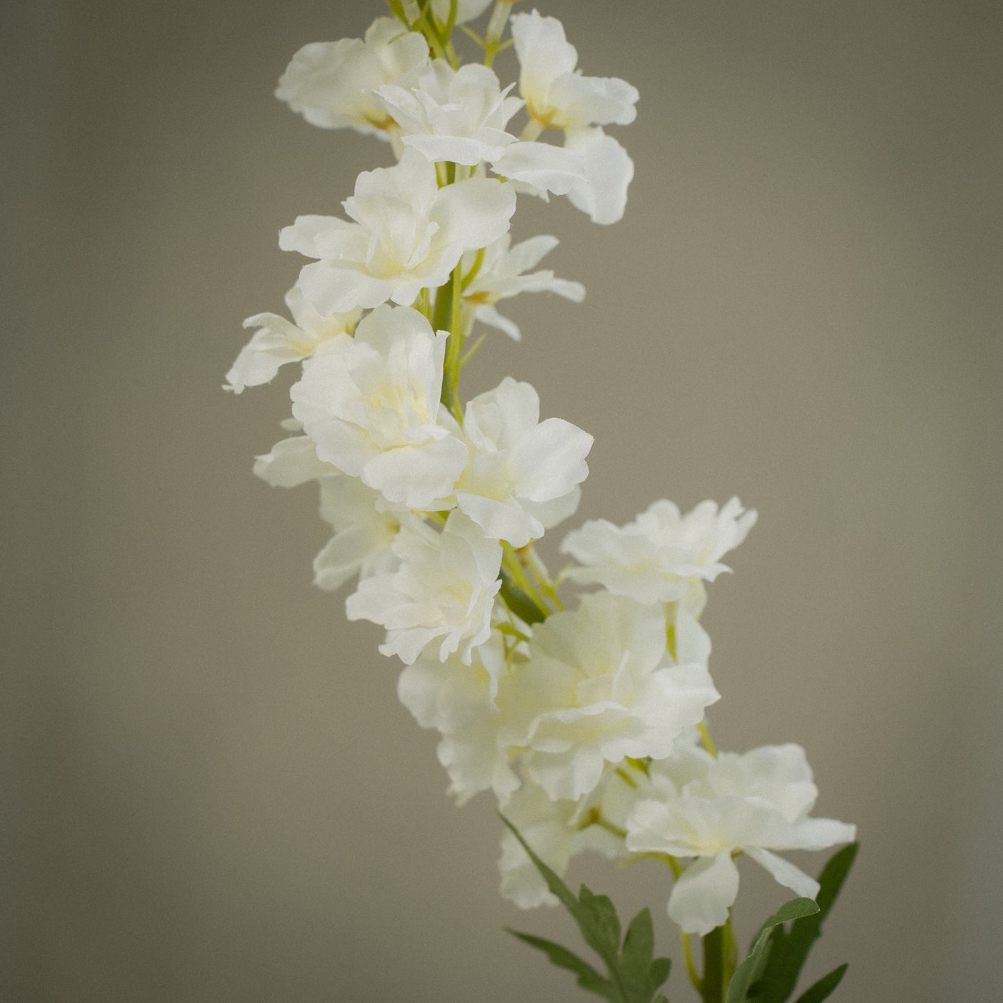 Tige de delphinium artificiel réaliste - 1pc