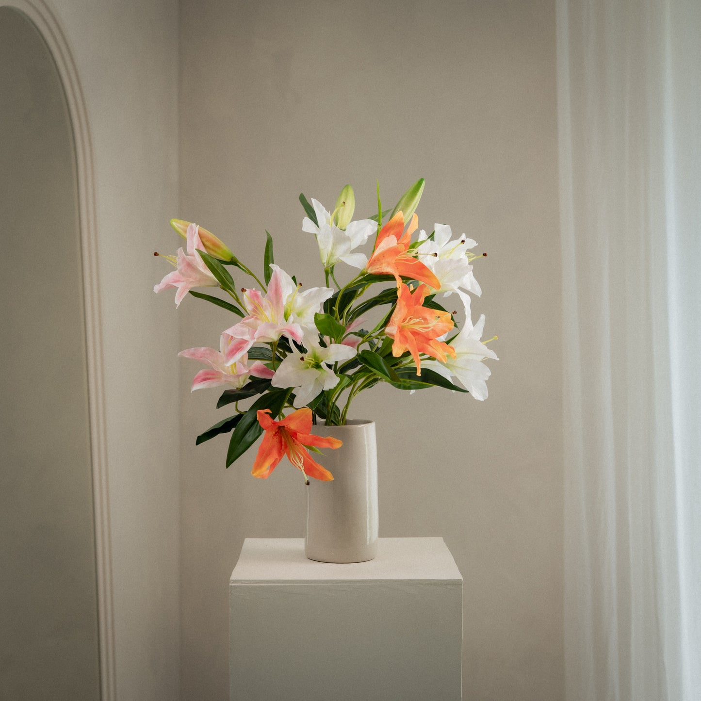 Grande tige de lys artificiel à 4 fleurs
