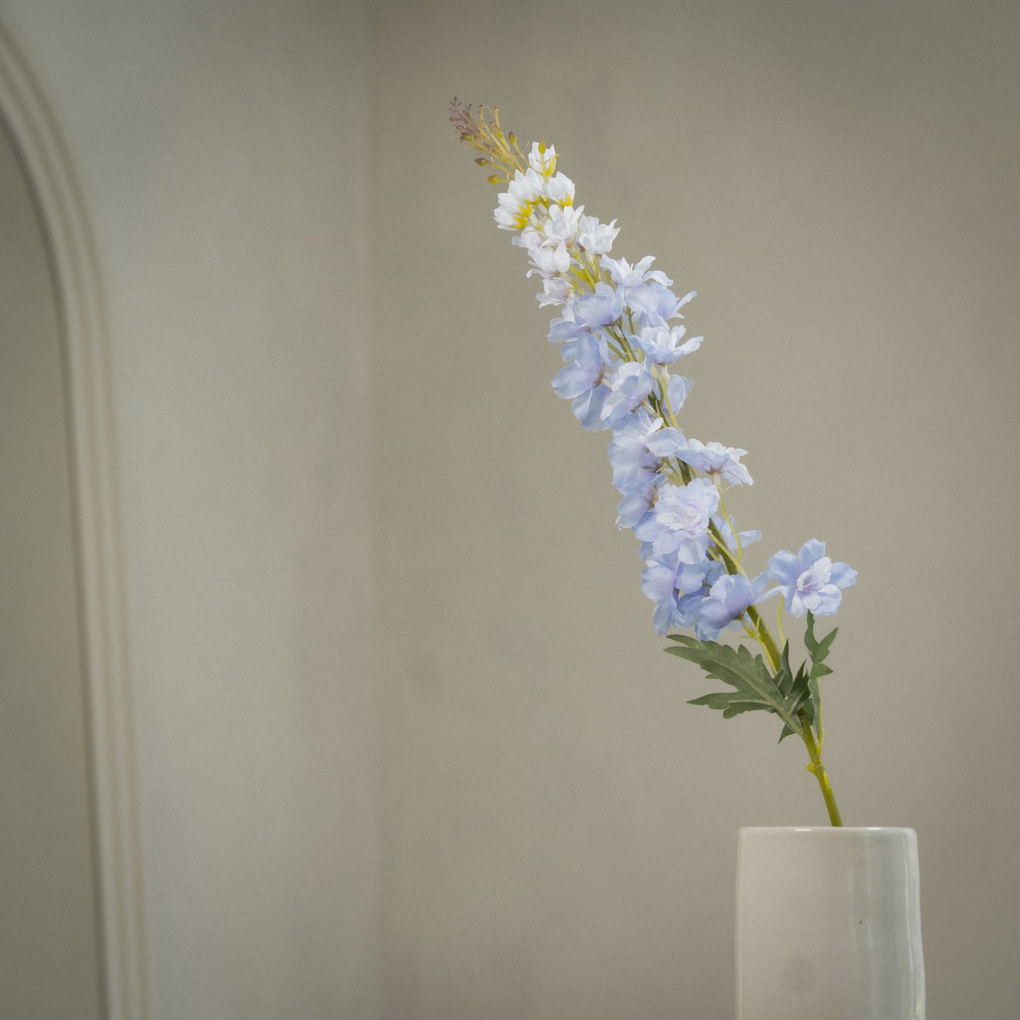 Tige de delphinium artificiel réaliste - 1pc