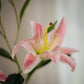 Grande tige de lys artificiel à 4 fleurs