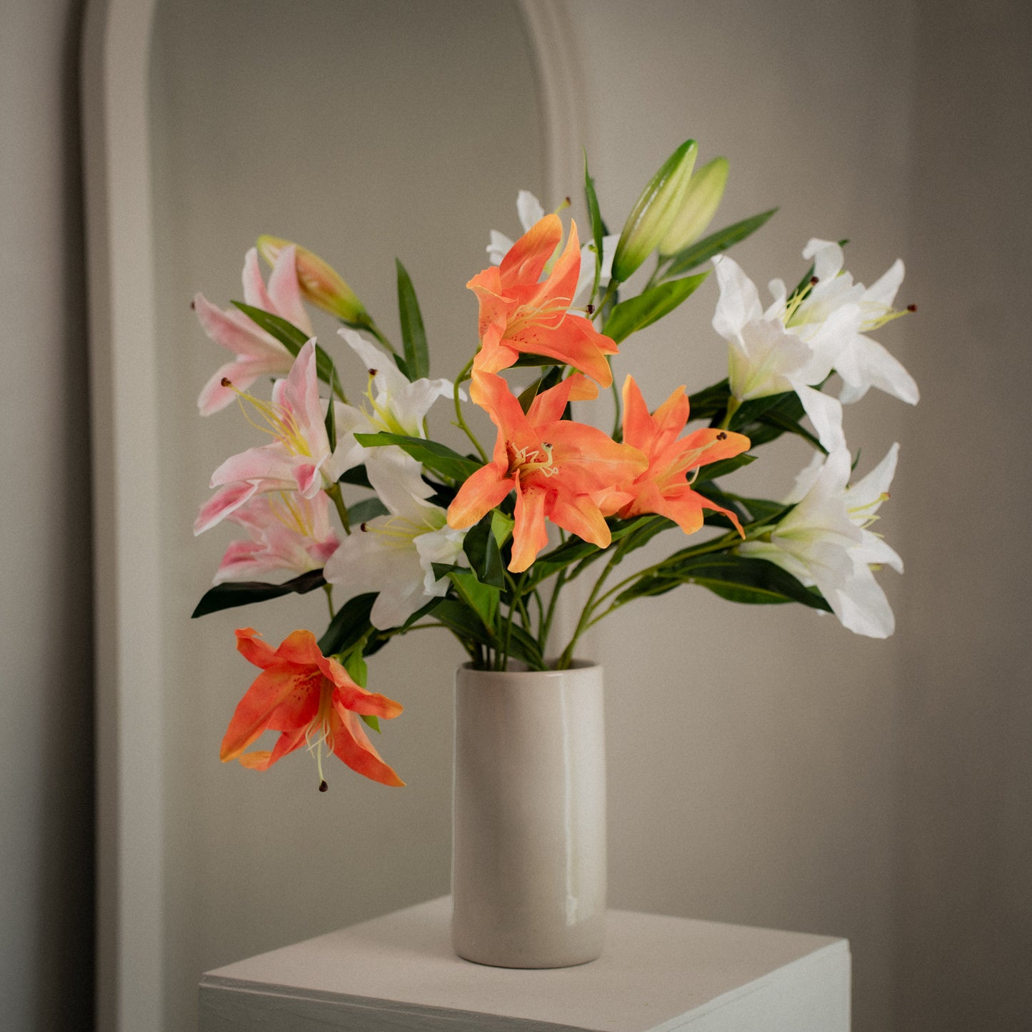 Grande tige de lys artificiel à 4 fleurs